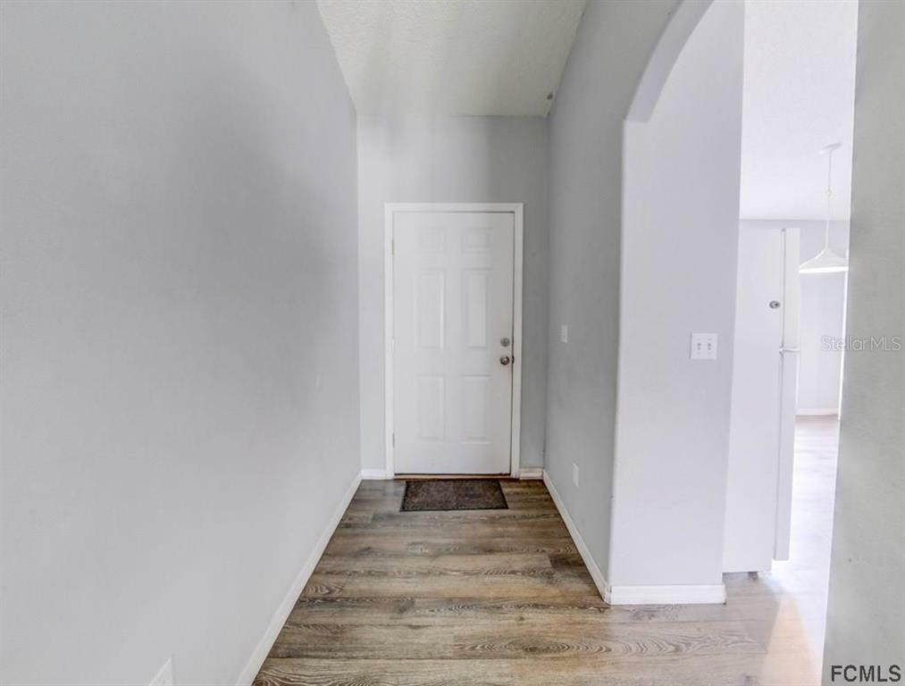 Property Photo: 14 Rymshaw Drive FL 32164