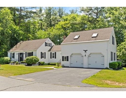 Property Photo: 106 Meadow Rd MA 01532