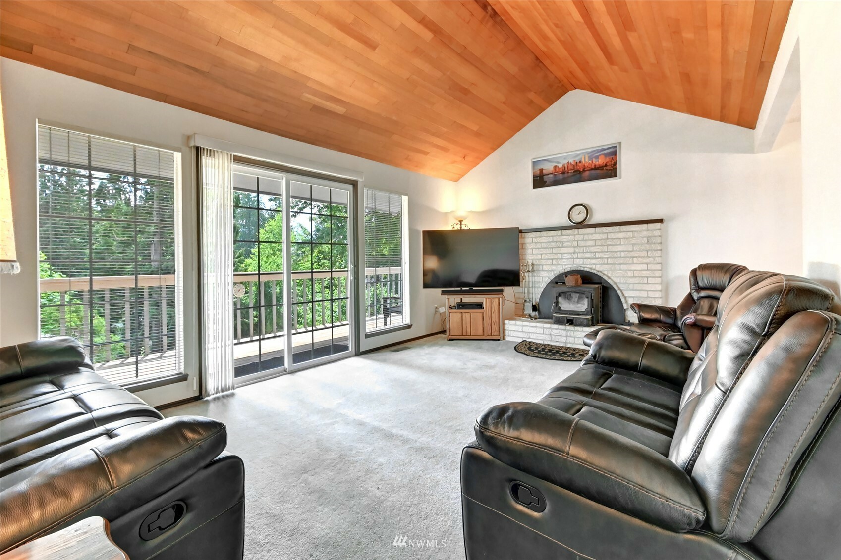 Property Photo: 815 Duchess Road WA 98012
