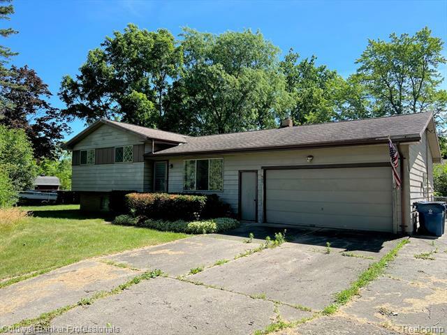 Property Photo: 5231 Capri Lane MI 48507