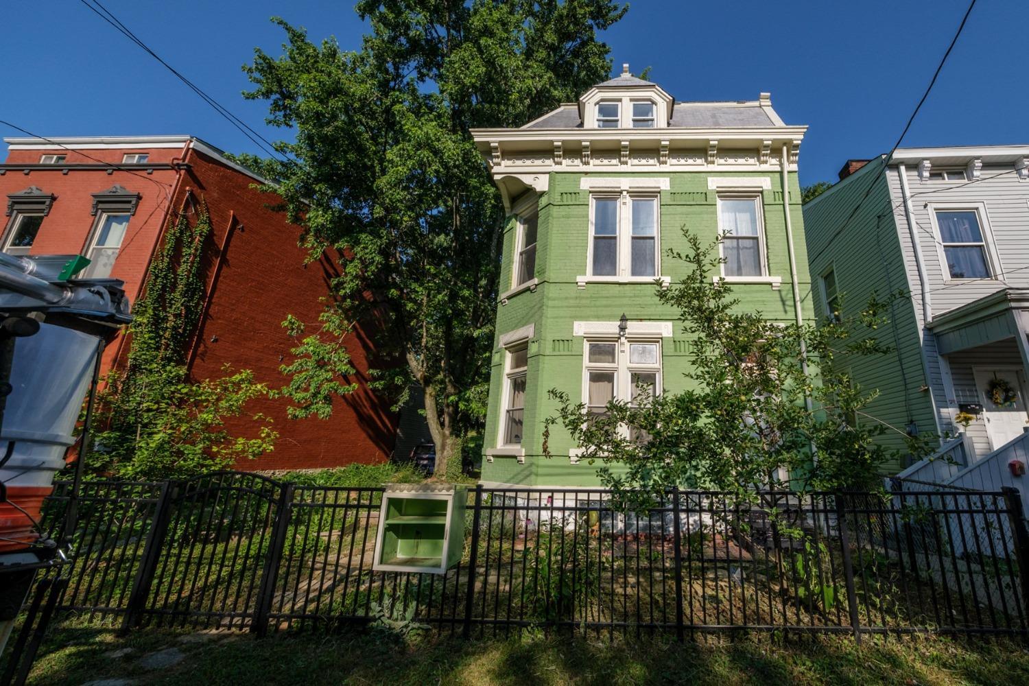 Property Photo: 1043 Purcell Ave OH 45205