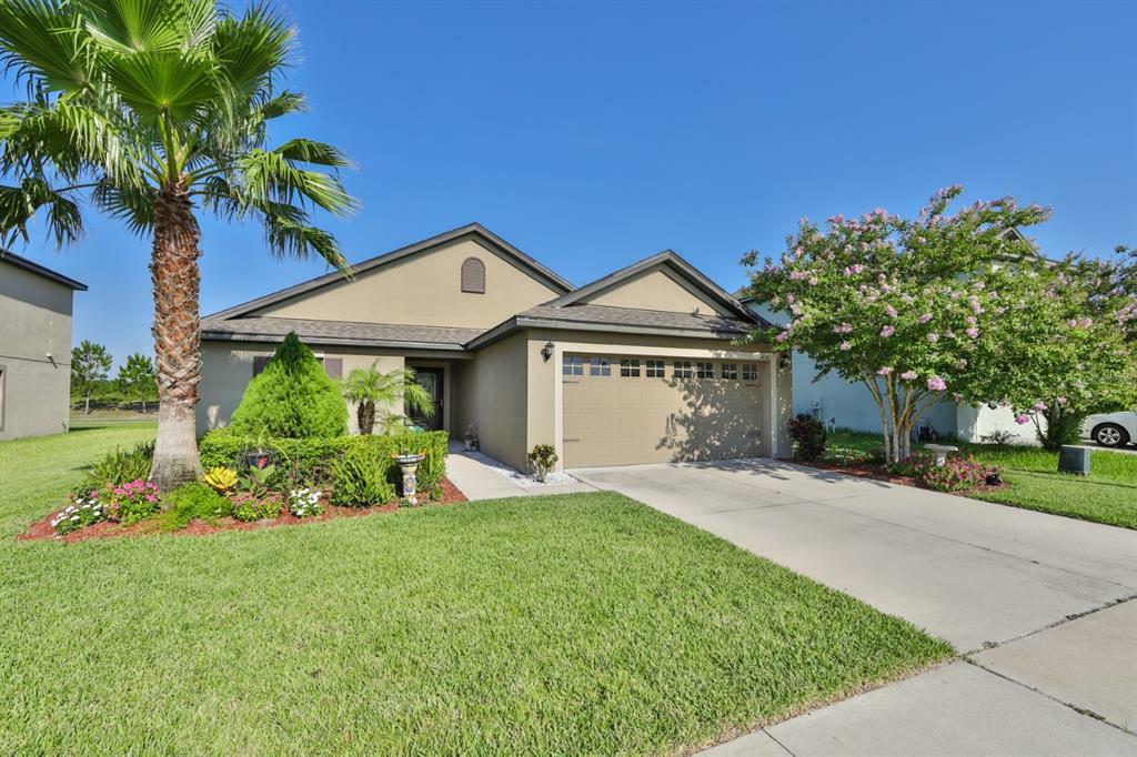 Property Photo:  5656 Elsinore Way  FL 33805 