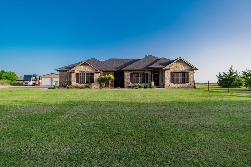 Property Photo:  2070 County Road 551  TX 75442 