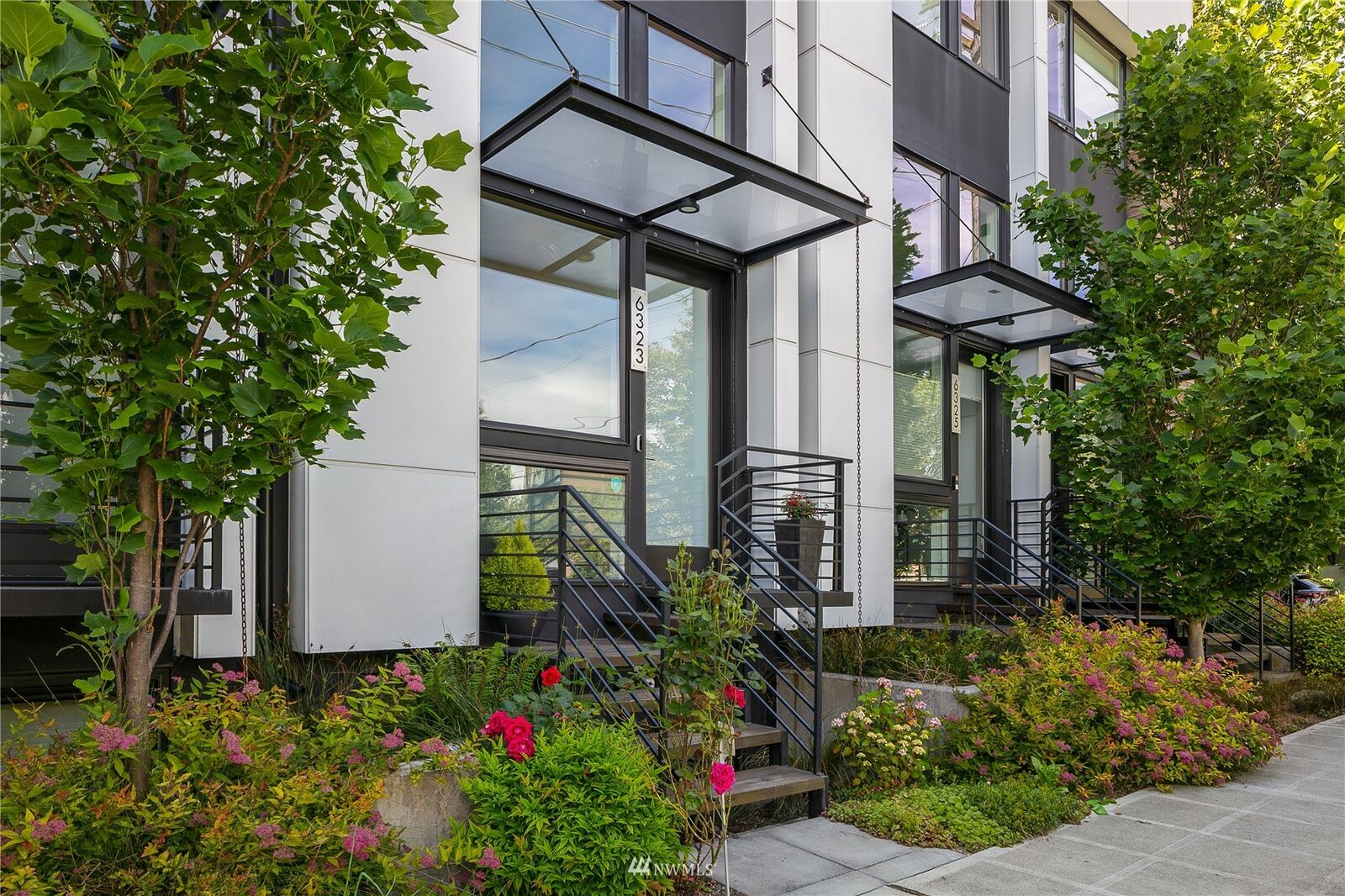 Property Photo:  6323 17th Avenue NW  WA 98107 