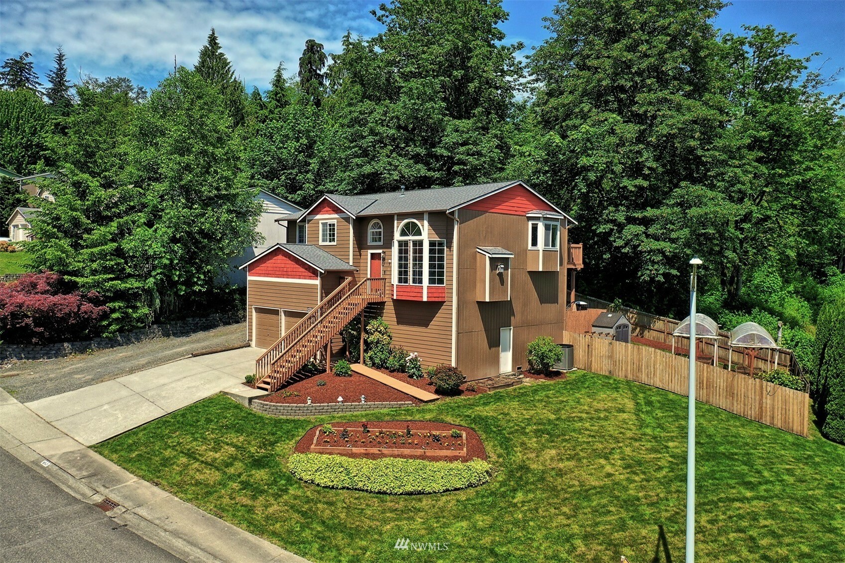 Property Photo:  9513 28th Street NE  WA 98258 