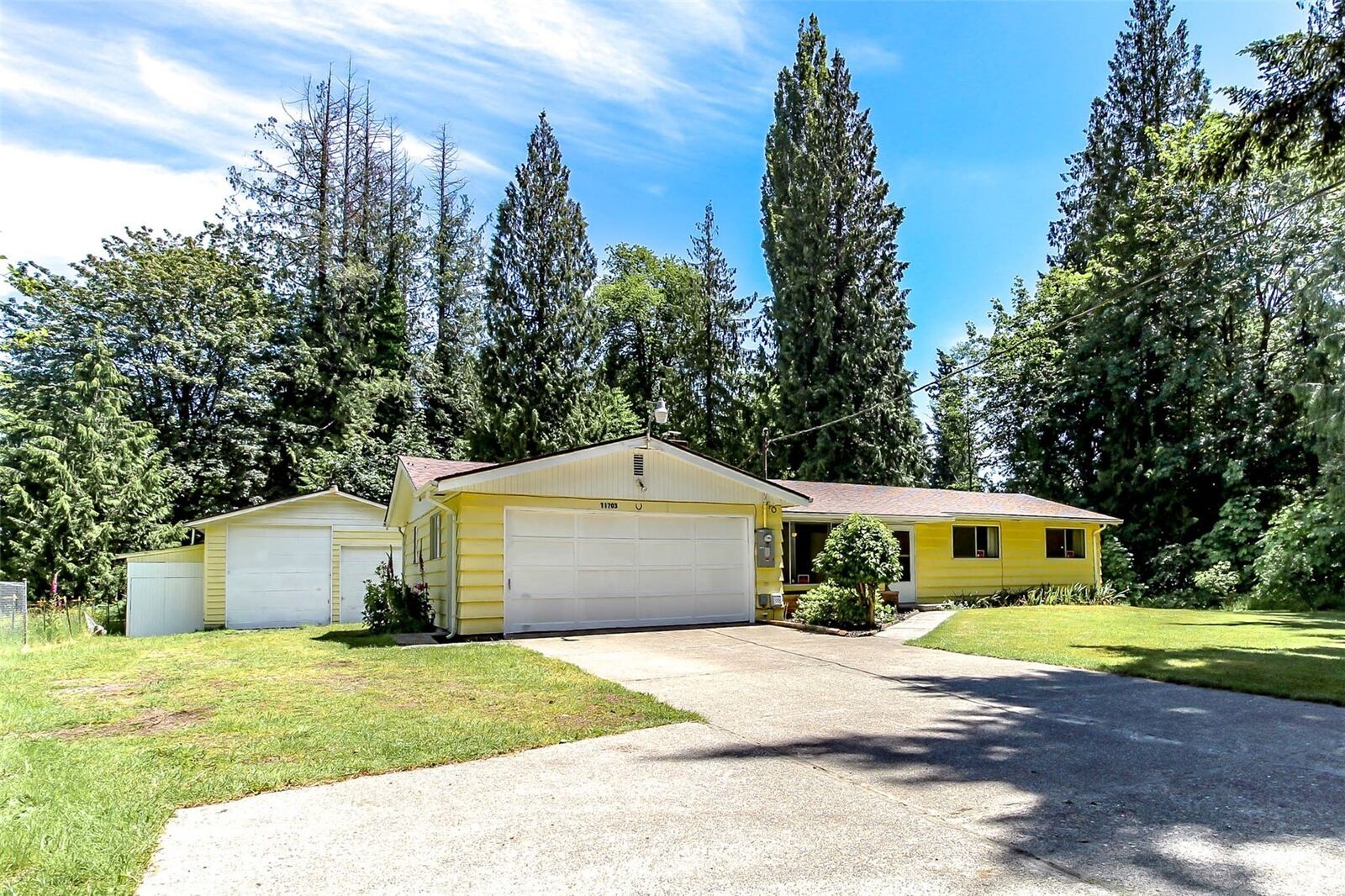 Property Photo:  11703 Bingham Avenue E  WA 98446 