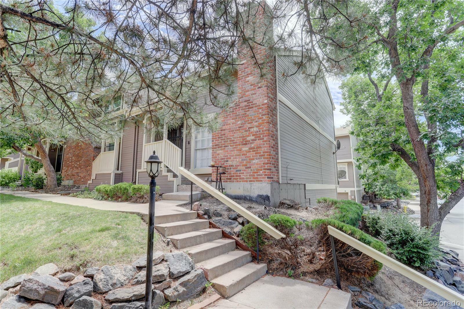 Property Photo:  2062 S Helena Street A  CO 80013 