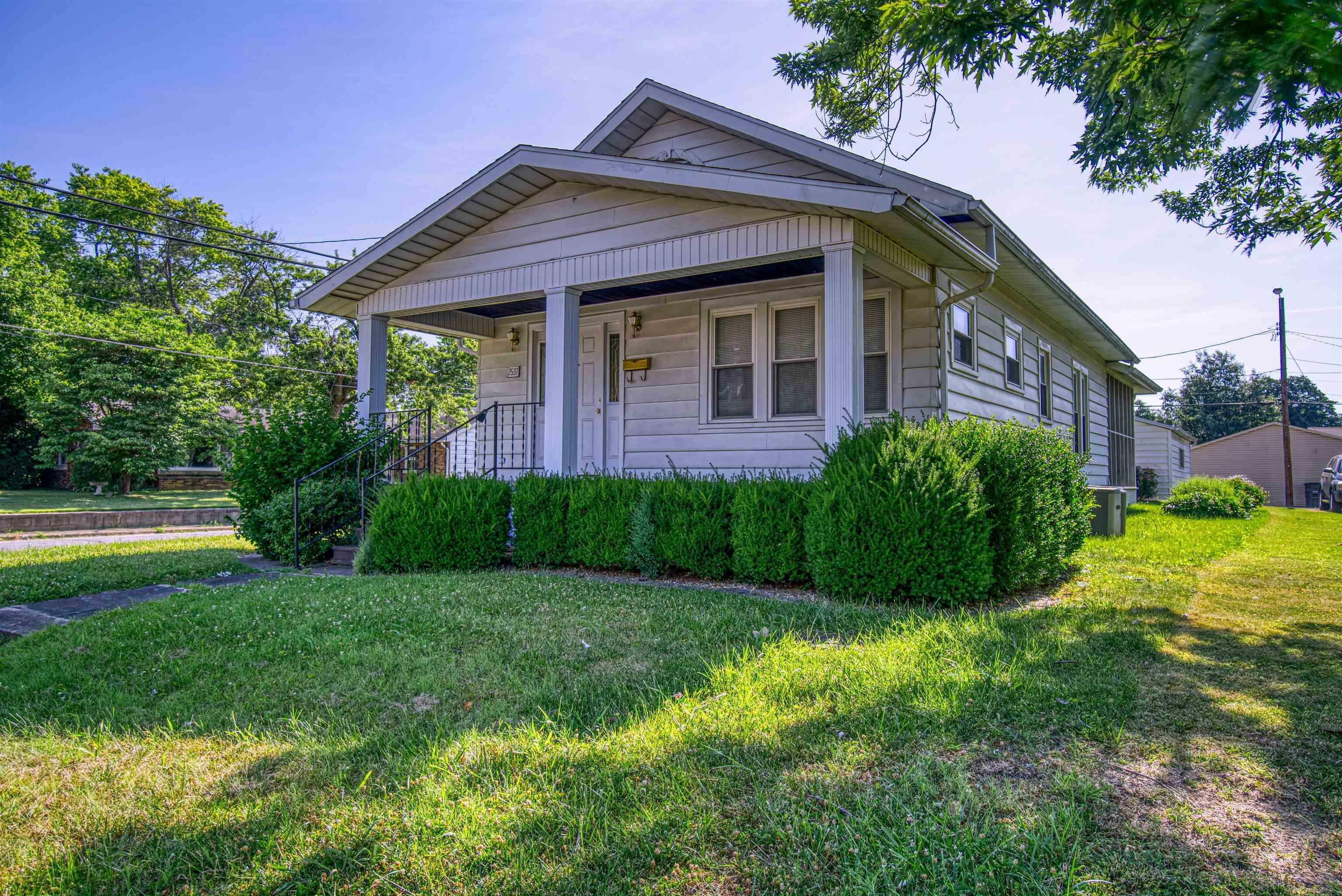 2537 N Heidelbach Avenue  Evansville IN 47711 photo