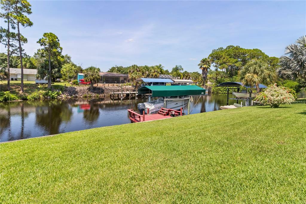 Property Photo: 2517 Cannolot Boulevard FL 33948