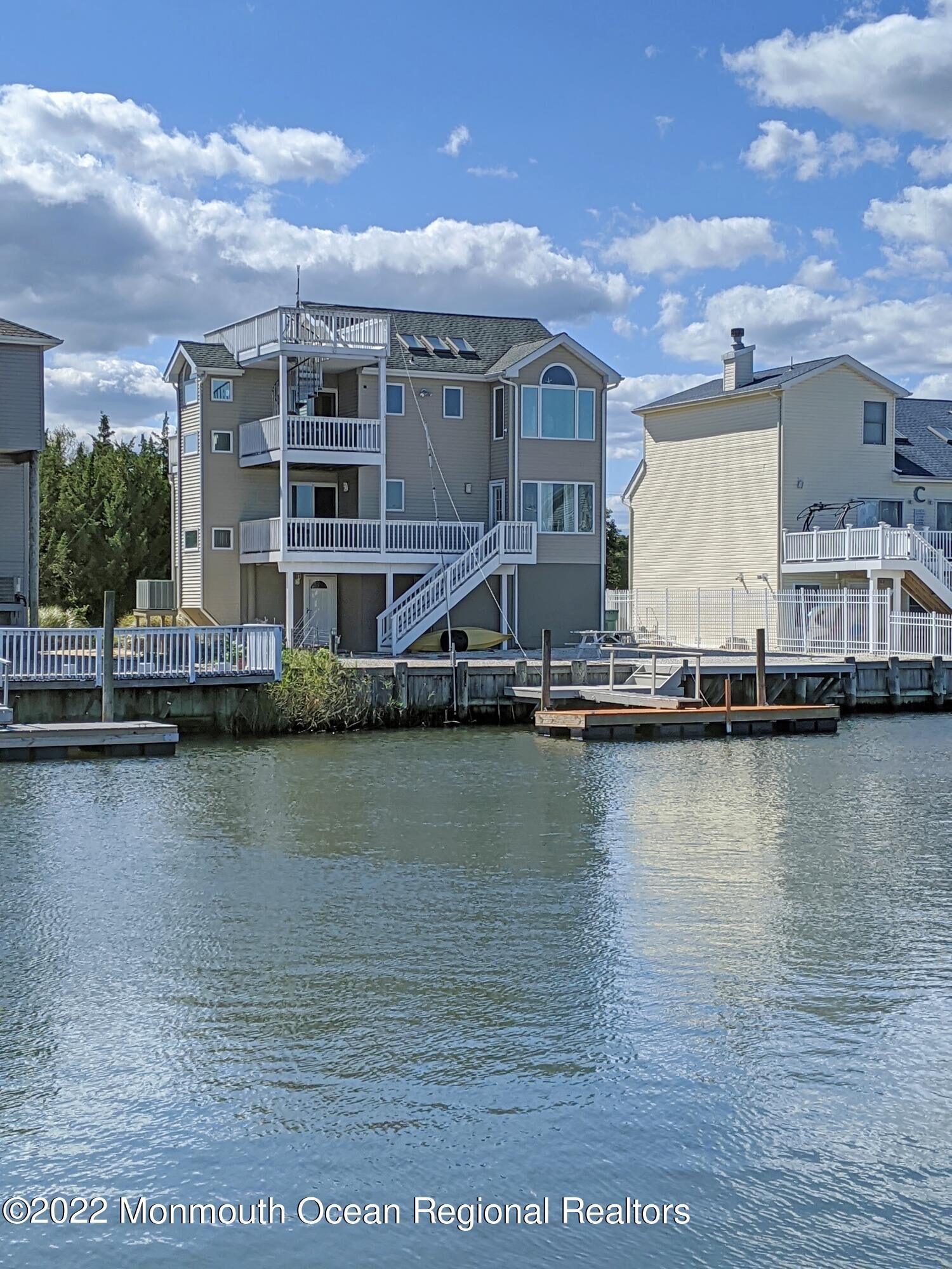 Property Photo:  7 Ohio Drive  NJ 08087 