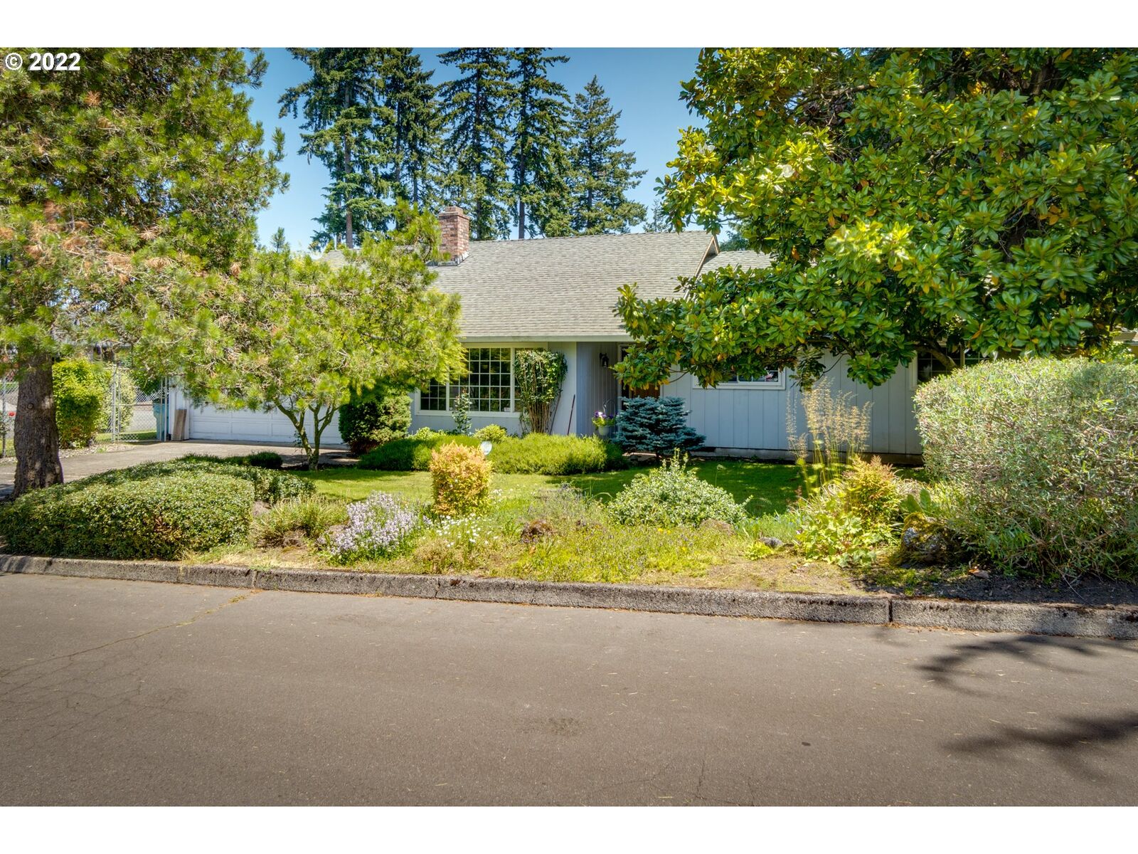 Property Photo: 8207 NW 4th Ave WA 98665