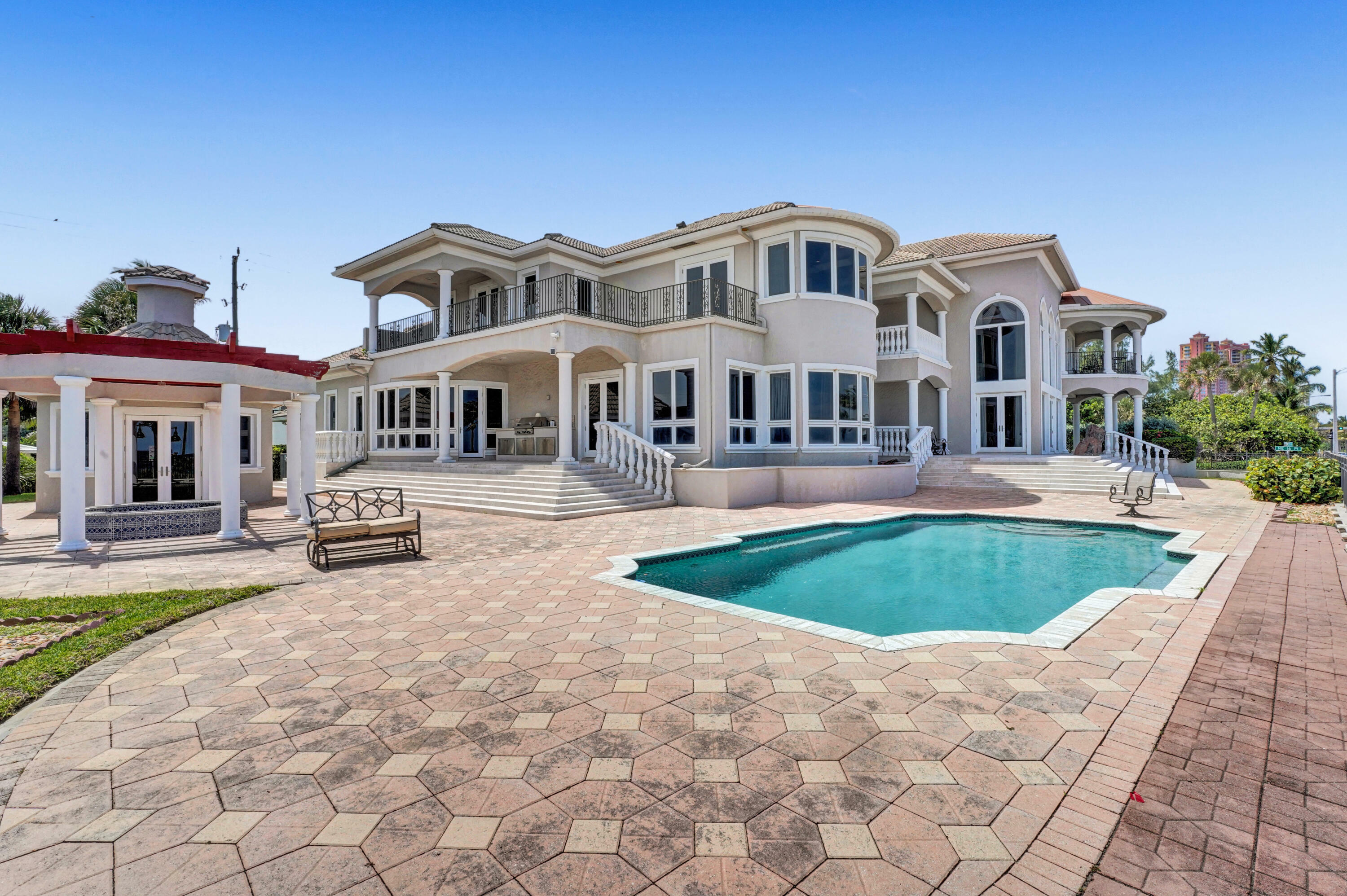 Property Photo:  1635 N Fort Lauderdale Beach Boulevard  FL 33305 