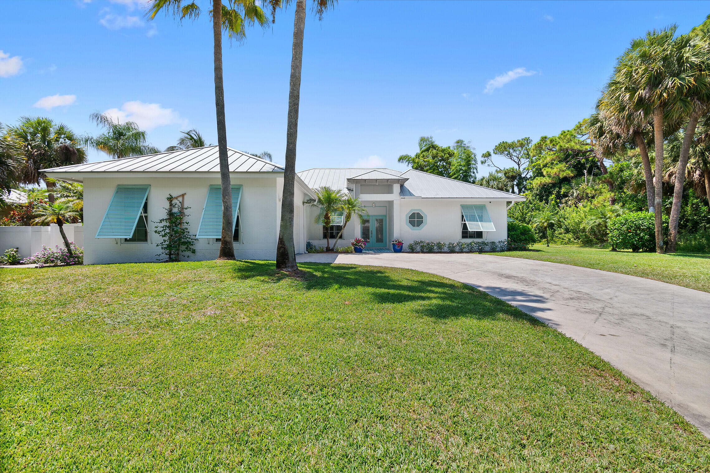 Property Photo:  8523 SE Wilkes Place  FL 33455 