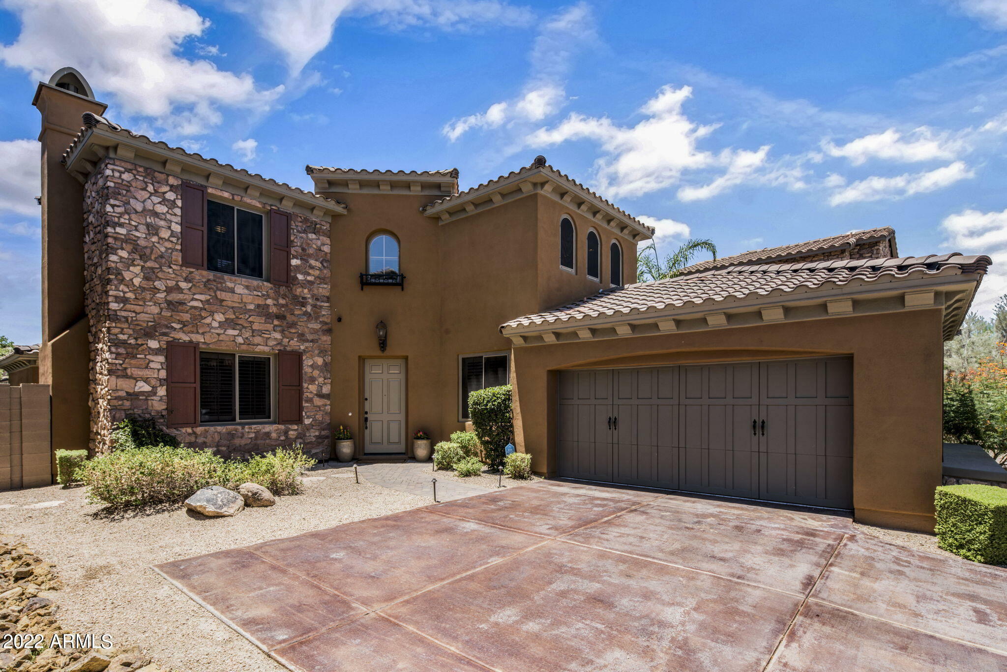 Property Photo: 3987 E Morning Dove Trail AZ 85050