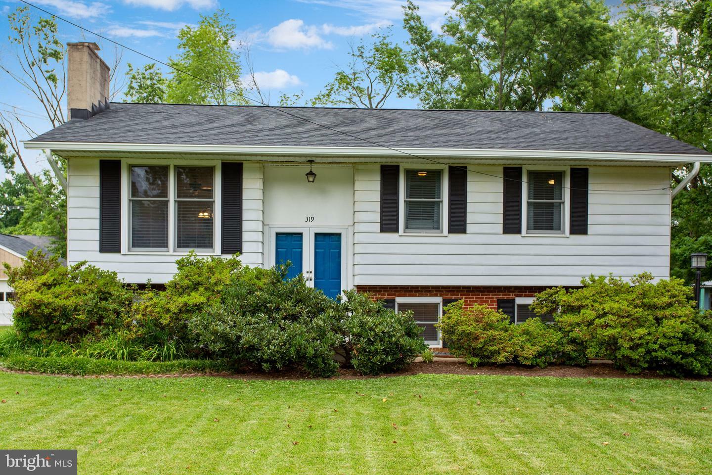 Property Photo: 319 Edgemere Drive N MD 21403