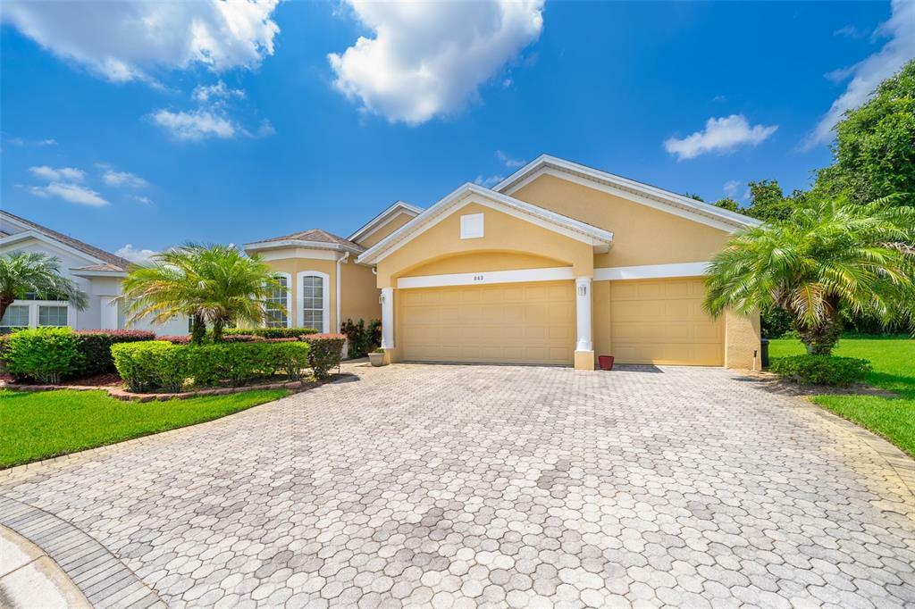 Property Photo:  843 Cunningham Drive  FL 33837 