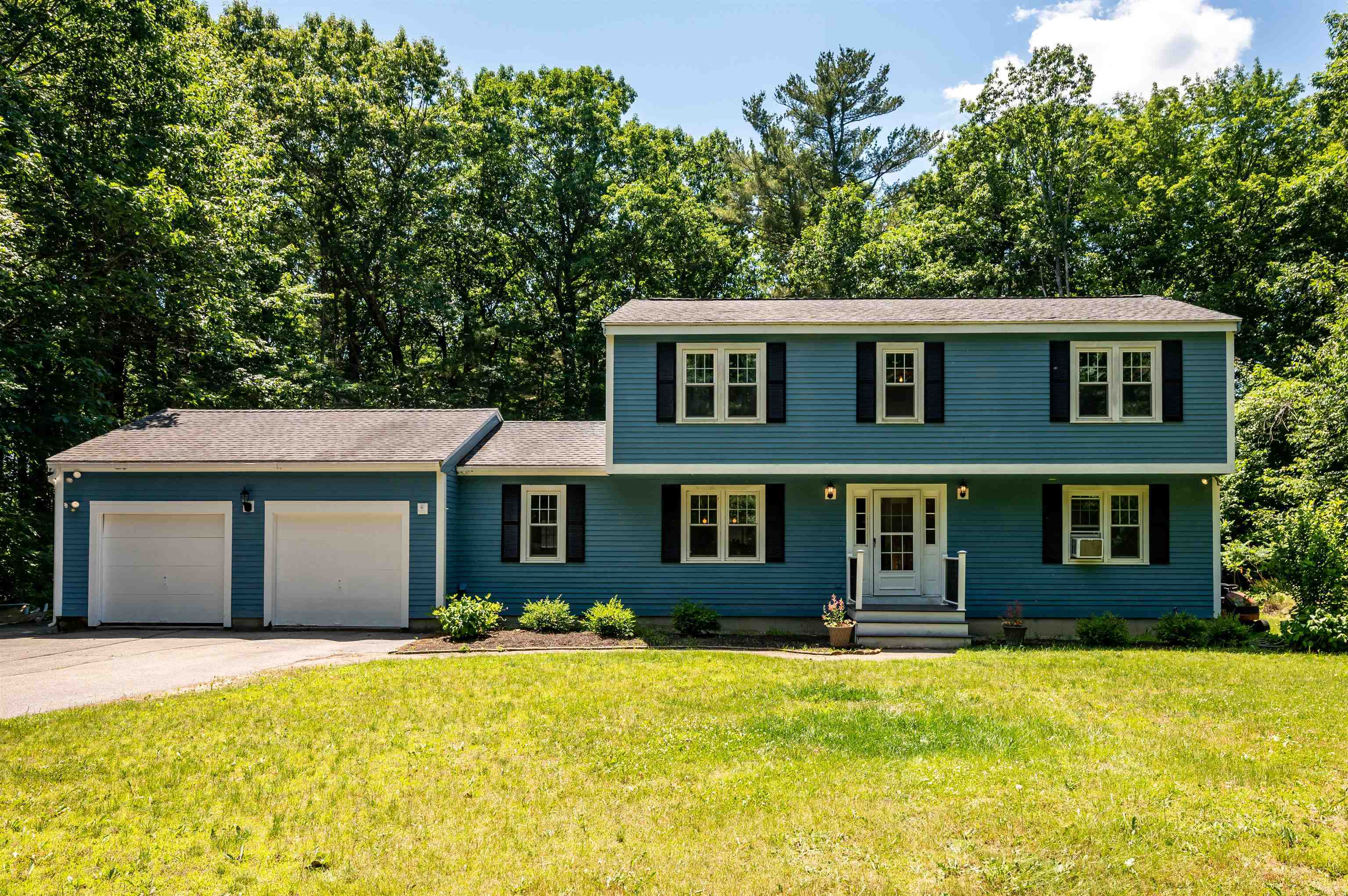 Property Photo:  22 Earle Drive  NH 03861 