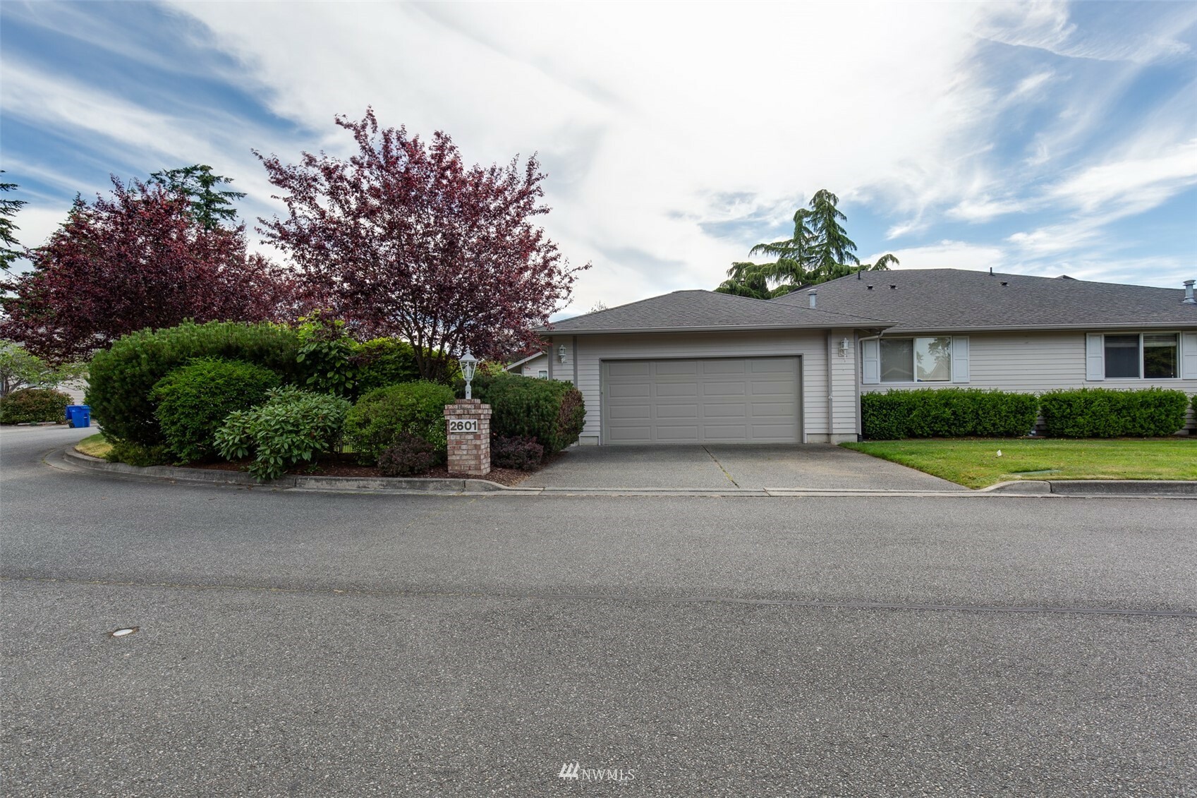 Property Photo:  2601 SW Talon Loop  WA 98277 