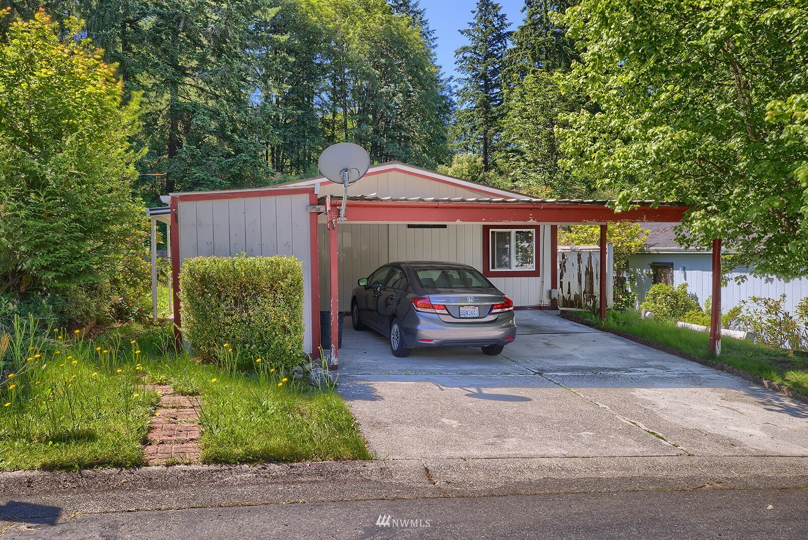 Property Photo:  375 Union Avenue SE 189  WA 98056 