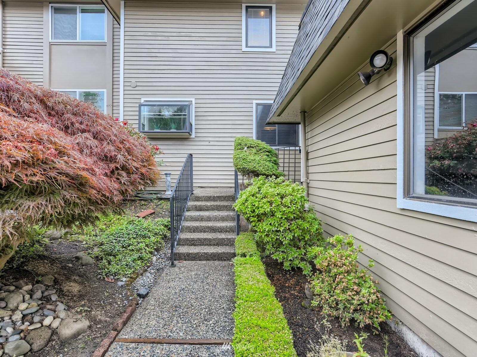 Property Photo:  2606 175th Avenue NE  WA 98052 