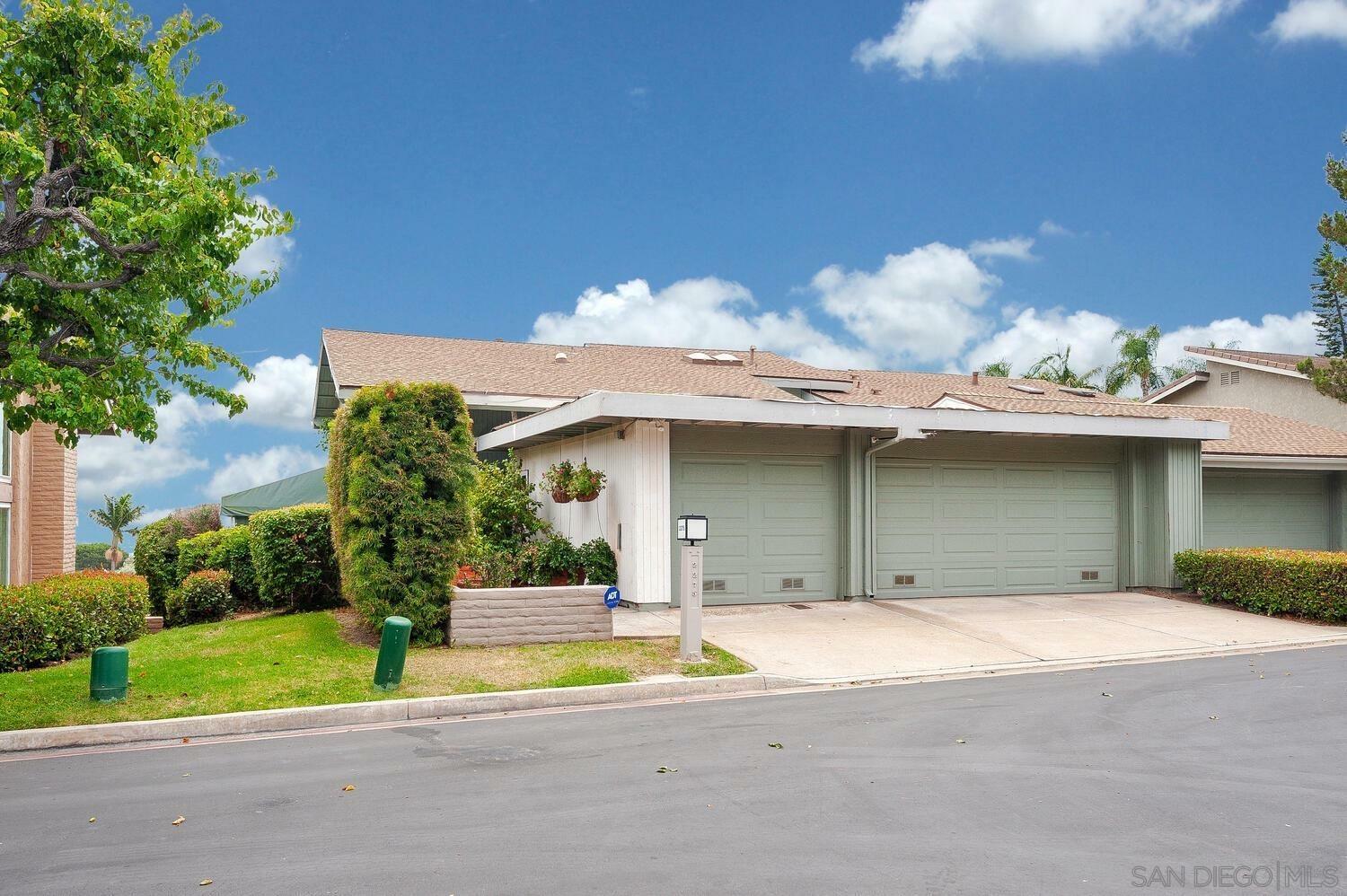 Property Photo: 2275 Caminito Preciosa Sur CA 92037