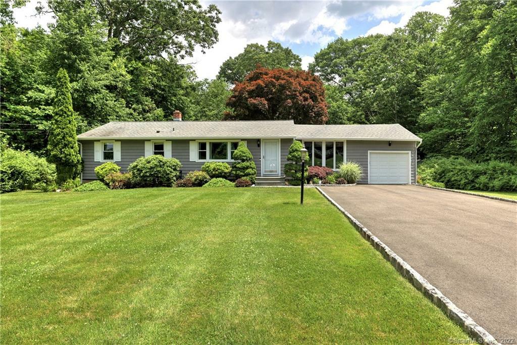 Property Photo:  55 Stony Brook Drive  CT 06468 