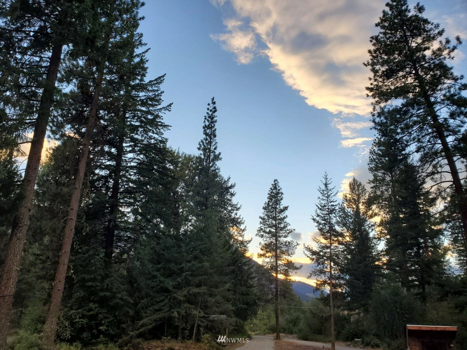 Property Photo: 18525 Highway 20 WA 98862