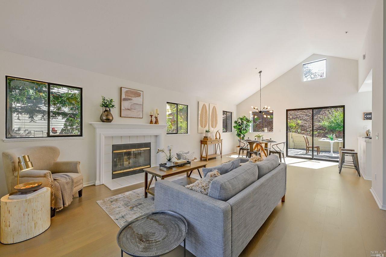 Property Photo: 18 Creekside Drive CA 94903