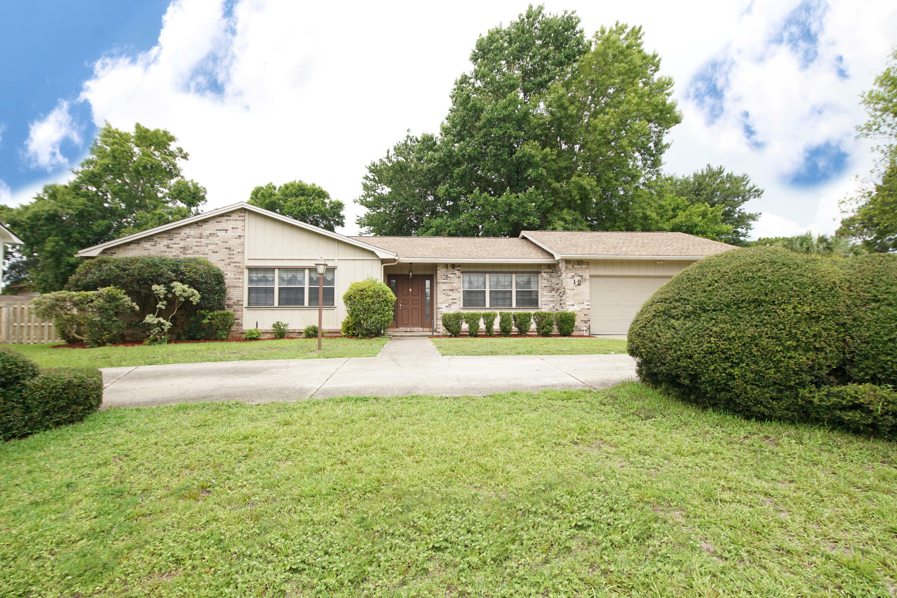 Property Photo:  12 Lake Lorraine Circle  FL 32579 