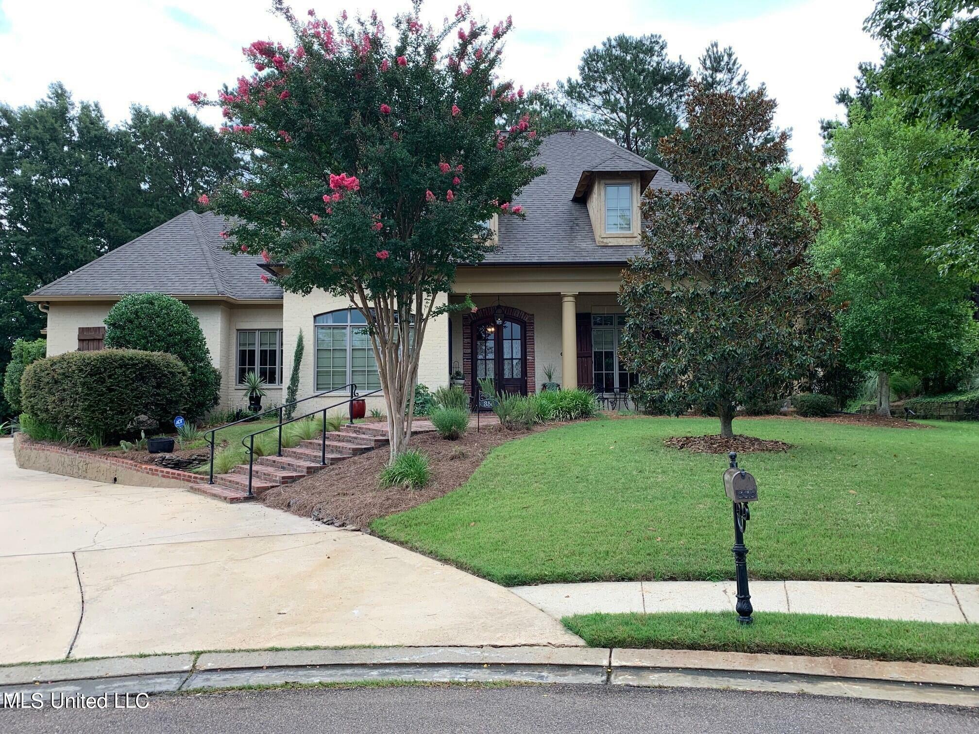 Property Photo:  356 Saint Ives Drive  MS 39110 