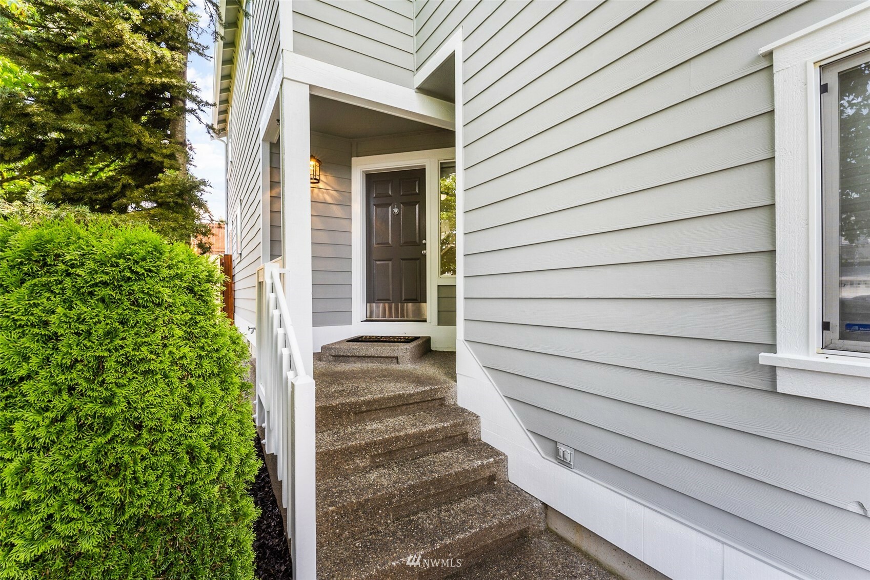 Property Photo:  16103 Camden Drive E  WA 98375 