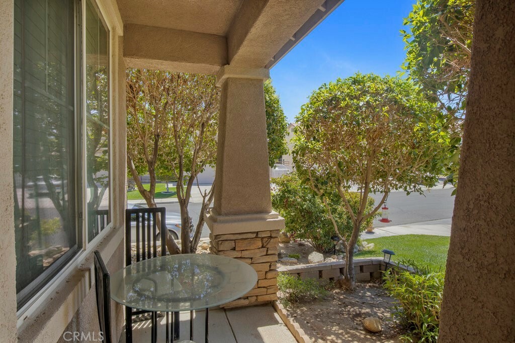 Property Photo:  13886 Finch Way  CA 92394 