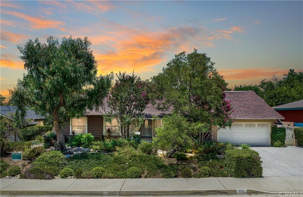 Property Photo:  705 California Drive  CA 91711 