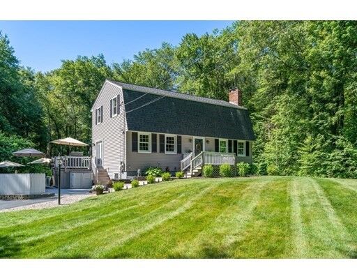 Property Photo: 209 Yew St MA 01516