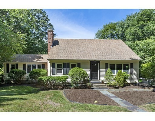Property Photo: 356 Walnut St MA 01545