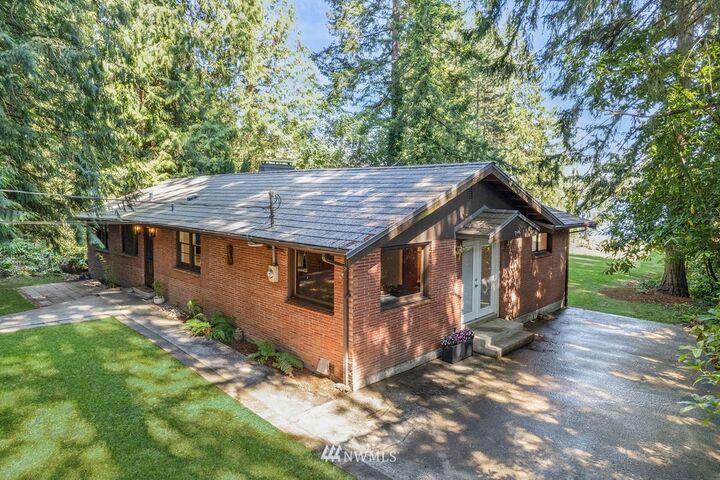 15829 Larch Way  Lynnwood WA 98087 photo