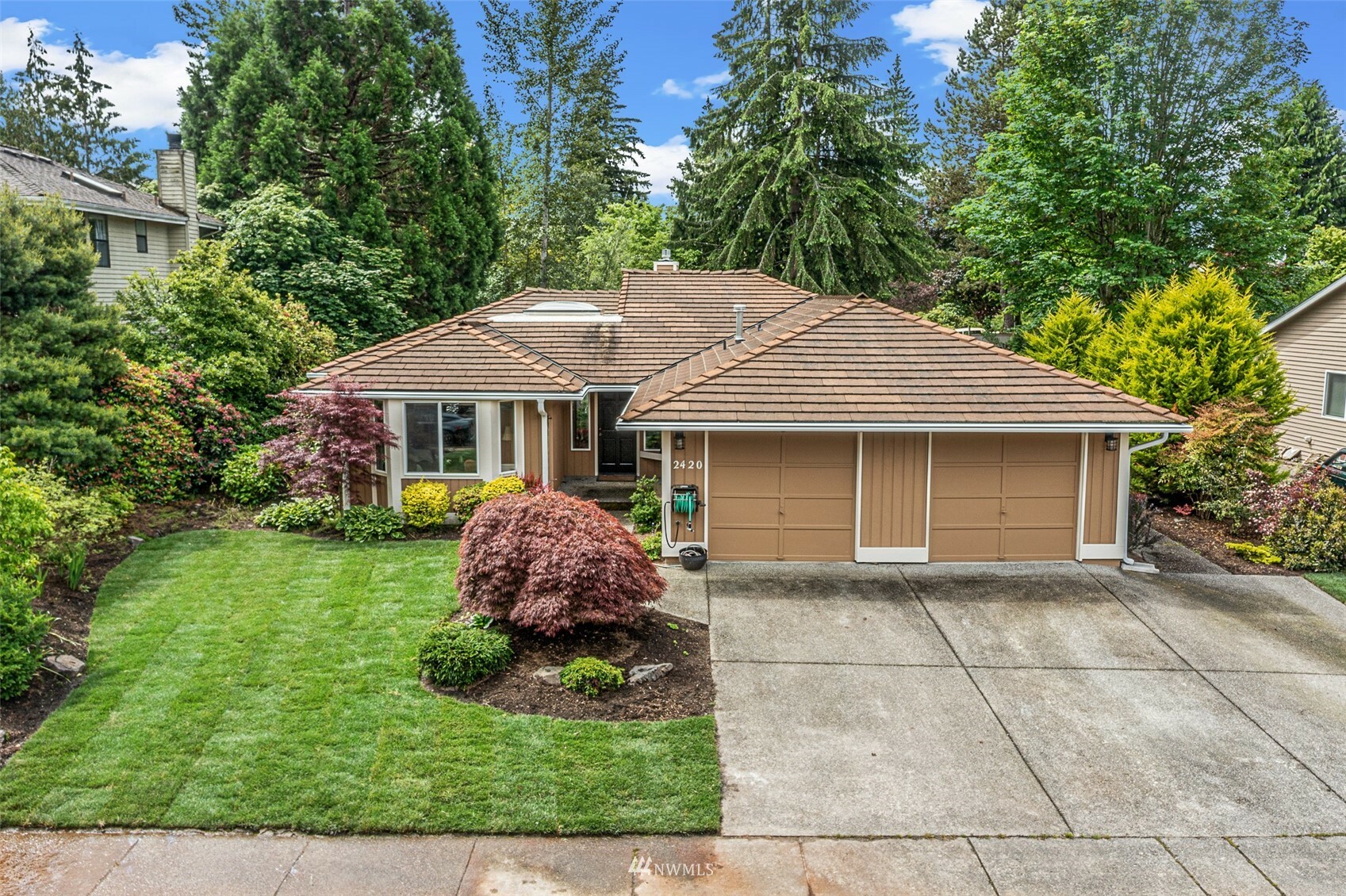 Property Photo:  2420 184th Place SE  WA 98012 