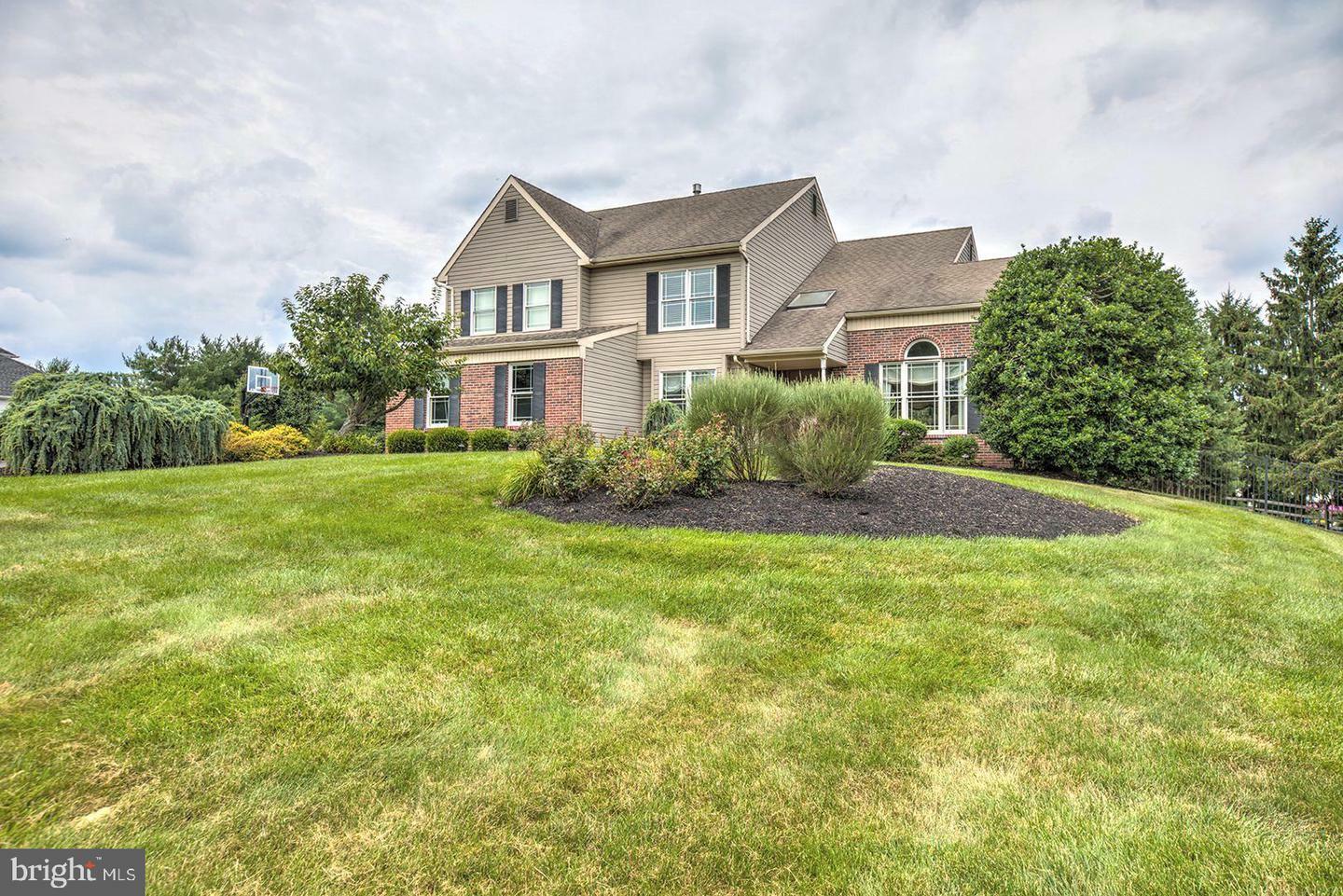 Property Photo:  132 Canvasback Lane  PA 19047 