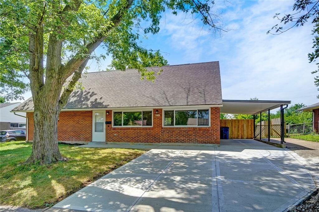 Property Photo: 5226 Fishburg Road OH 45424