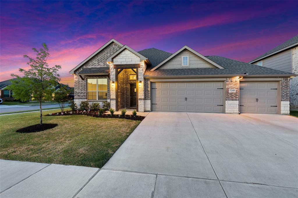Property Photo: 7248 Paso Verde Drive TX 76131