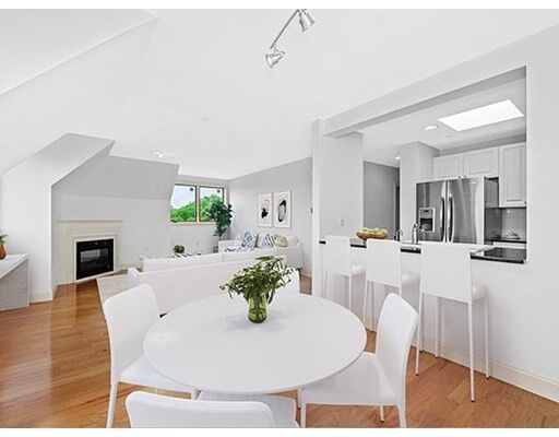 Property Photo:  65 Chelsea Street 404  MA 02129 