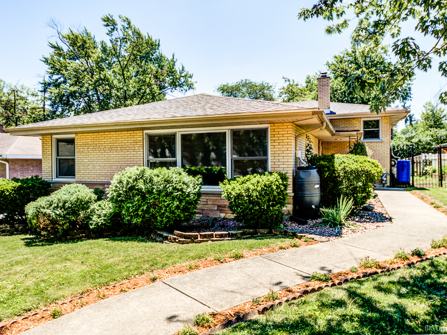 1431 Hillview Road  Homewood IL 60430 photo
