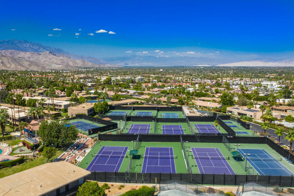 Property Photo: 73879 Club Circle Drive 150 CA 92260