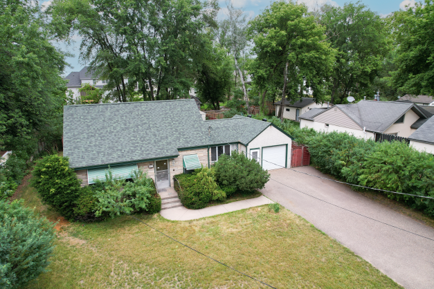 Property Photo: 667 County Road C W MN 55113