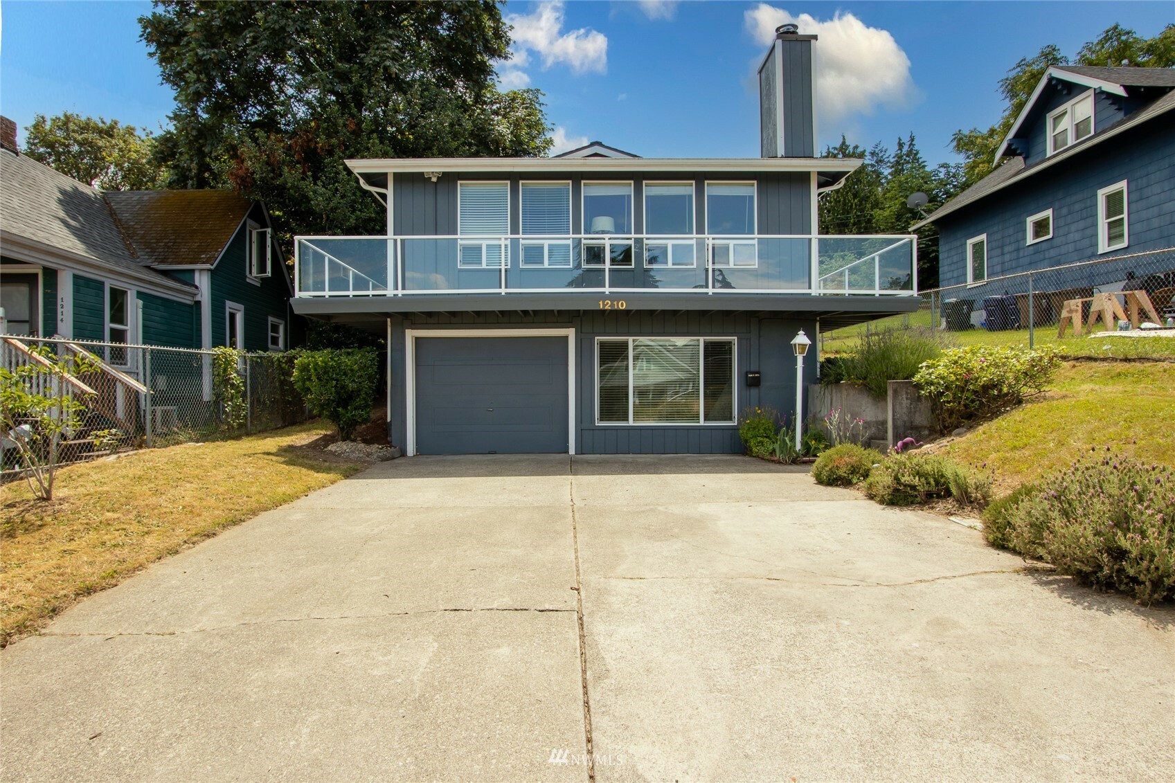 Property Photo:  1210 E 30th Street  WA 98404 