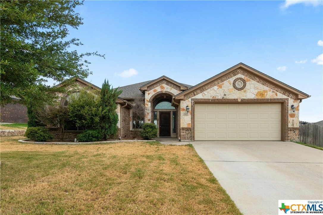 Property Photo:  7809 Broken Spoke Drive  TX 76502 