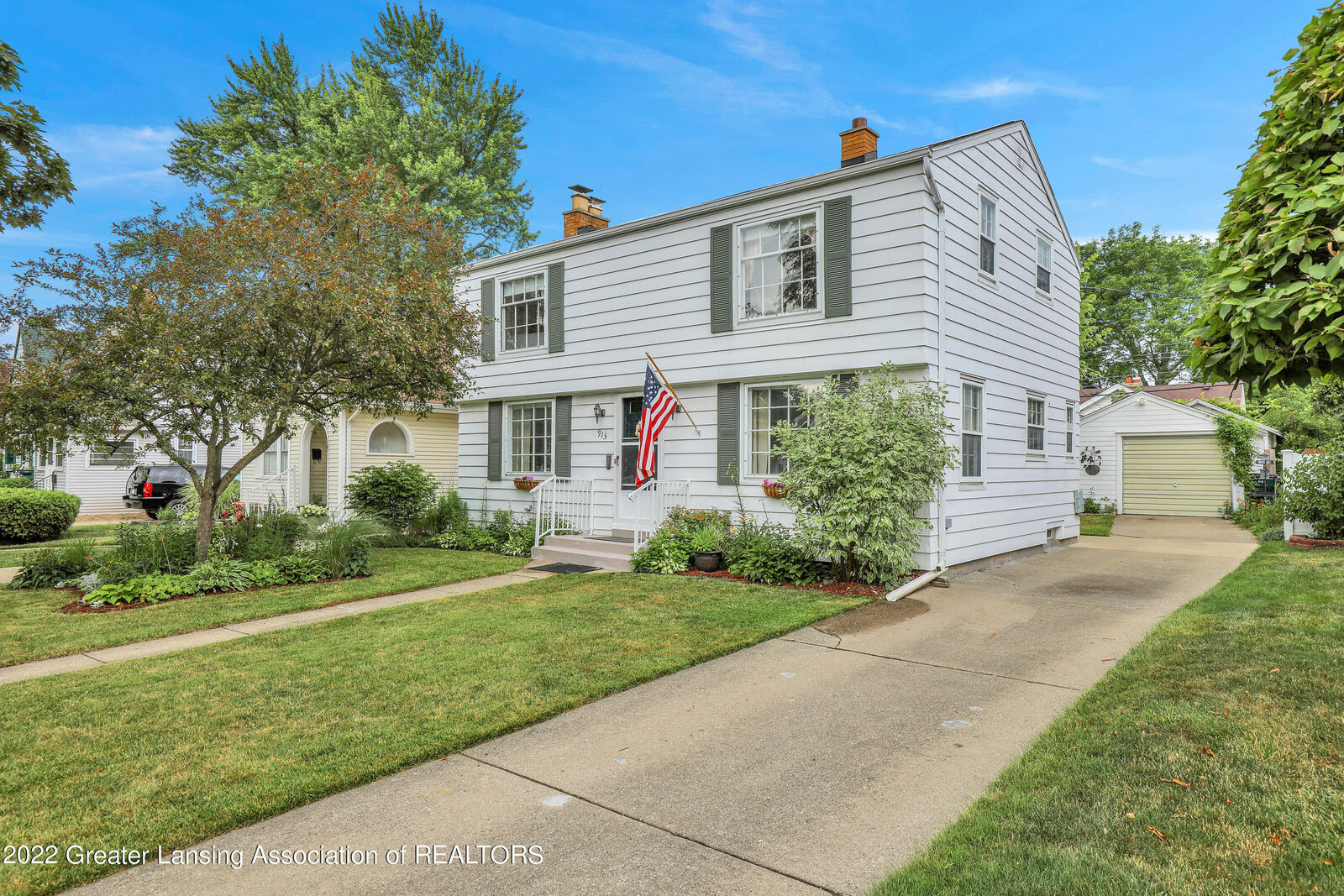 Property Photo:  915 N Verlinden Avenue  MI 48915 