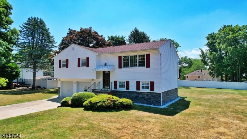 Property Photo: 265 Rues Ln NJ 08816