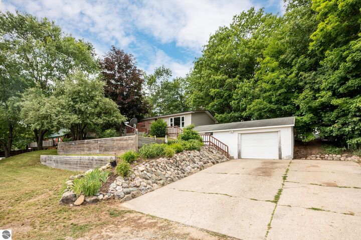 5076 Lockwood Road, SW  South Boardman MI 49680 photo