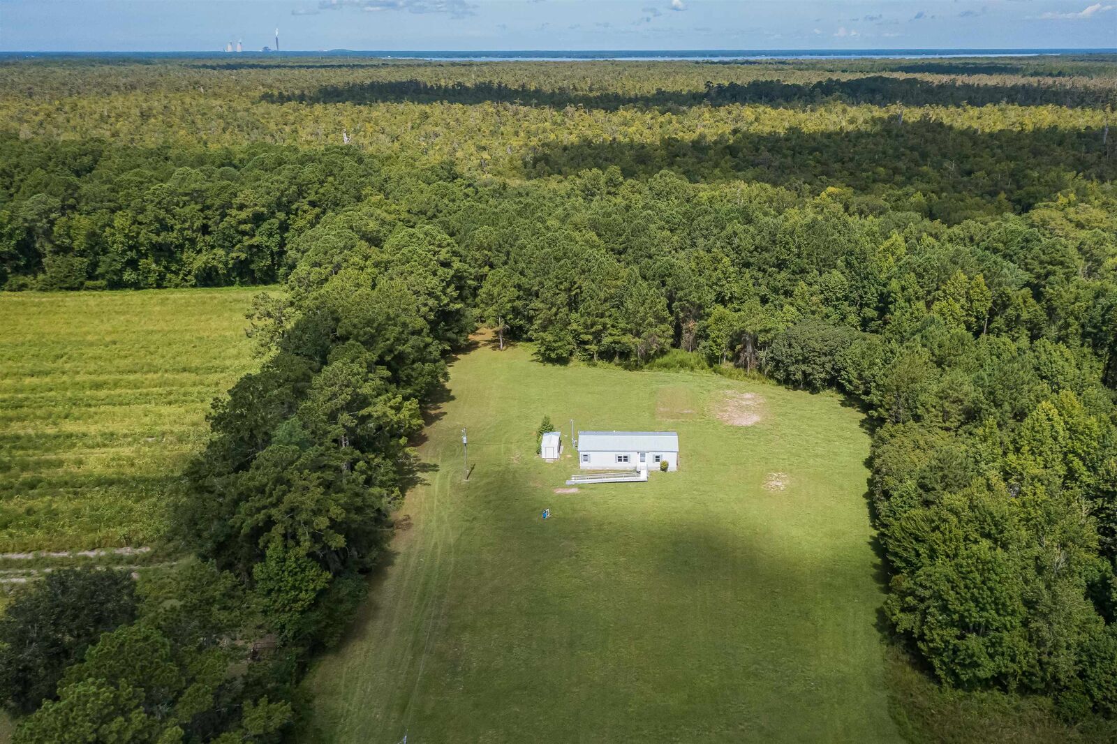 Property Photo:  5970 Don Manuel Rd  FL 32033 